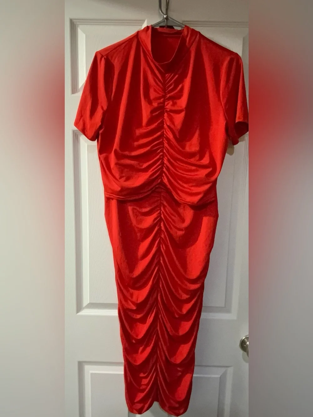 NWOT Akaily Red Velvet Ruched Crop Top Midi Skirt Set XXL